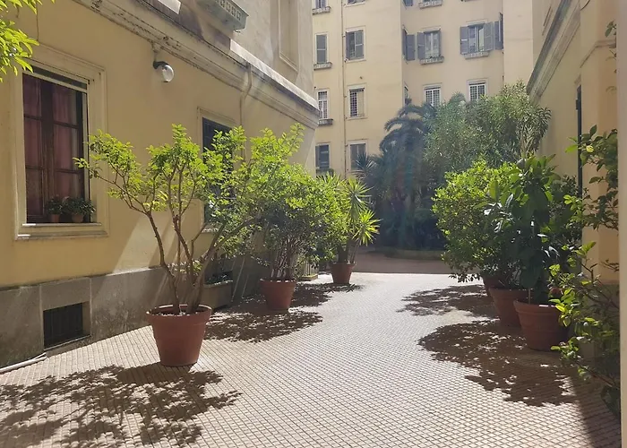 Popolo Square Deluxe Flat Roma