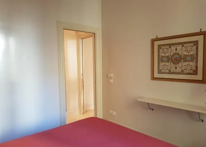 Popolo Square Deluxe Flat Appartamento *